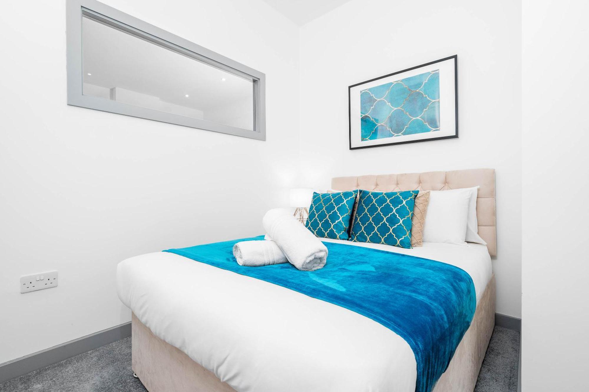 Modern Apartment In Brierley Hill - Secure Parking - Wifi & Netflix - Excellent Value - 11O Εξωτερικό φωτογραφία